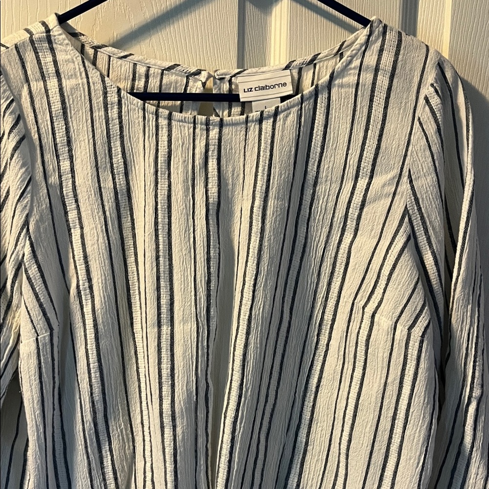 Women’s Liz Claiborne Black and White Striped Top large 100%cotton
